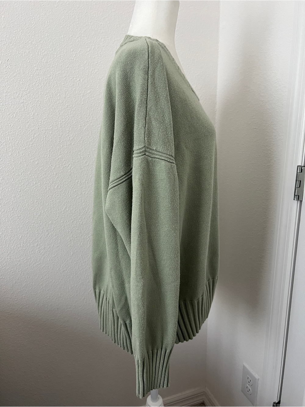 Banana Republic Sage Green Oversized Knit Sweater XXL - Picture 3 of 8